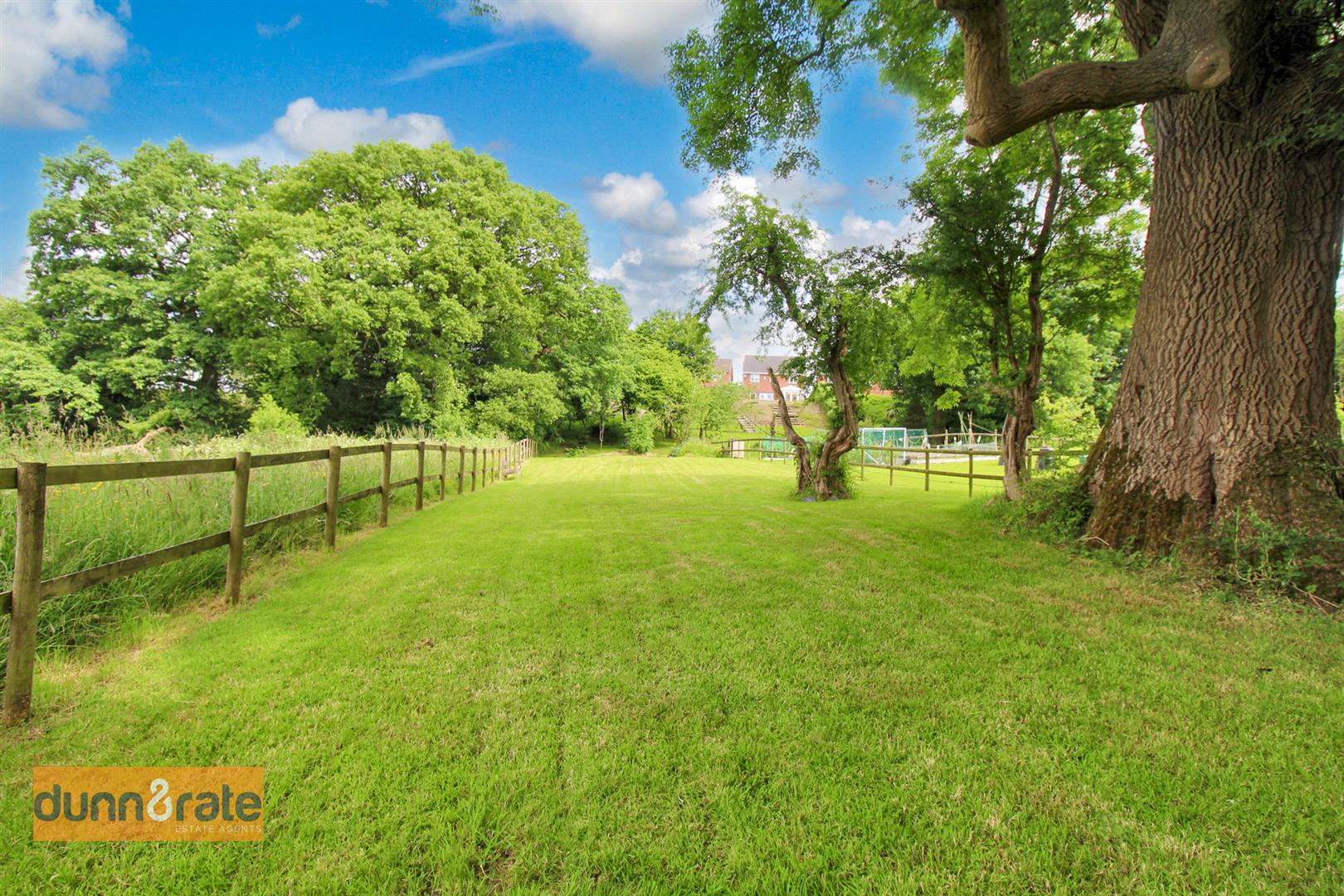Milltown Way, Leek